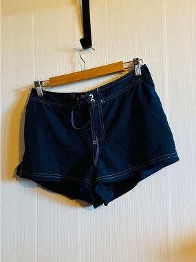 ZeroXposur Navy Drawstring Women’s Swim Shorts size small/8